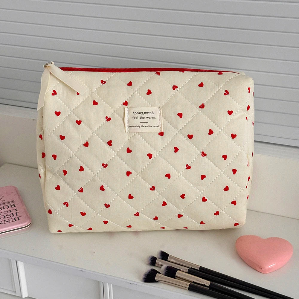 HEART MAKEUP BAG