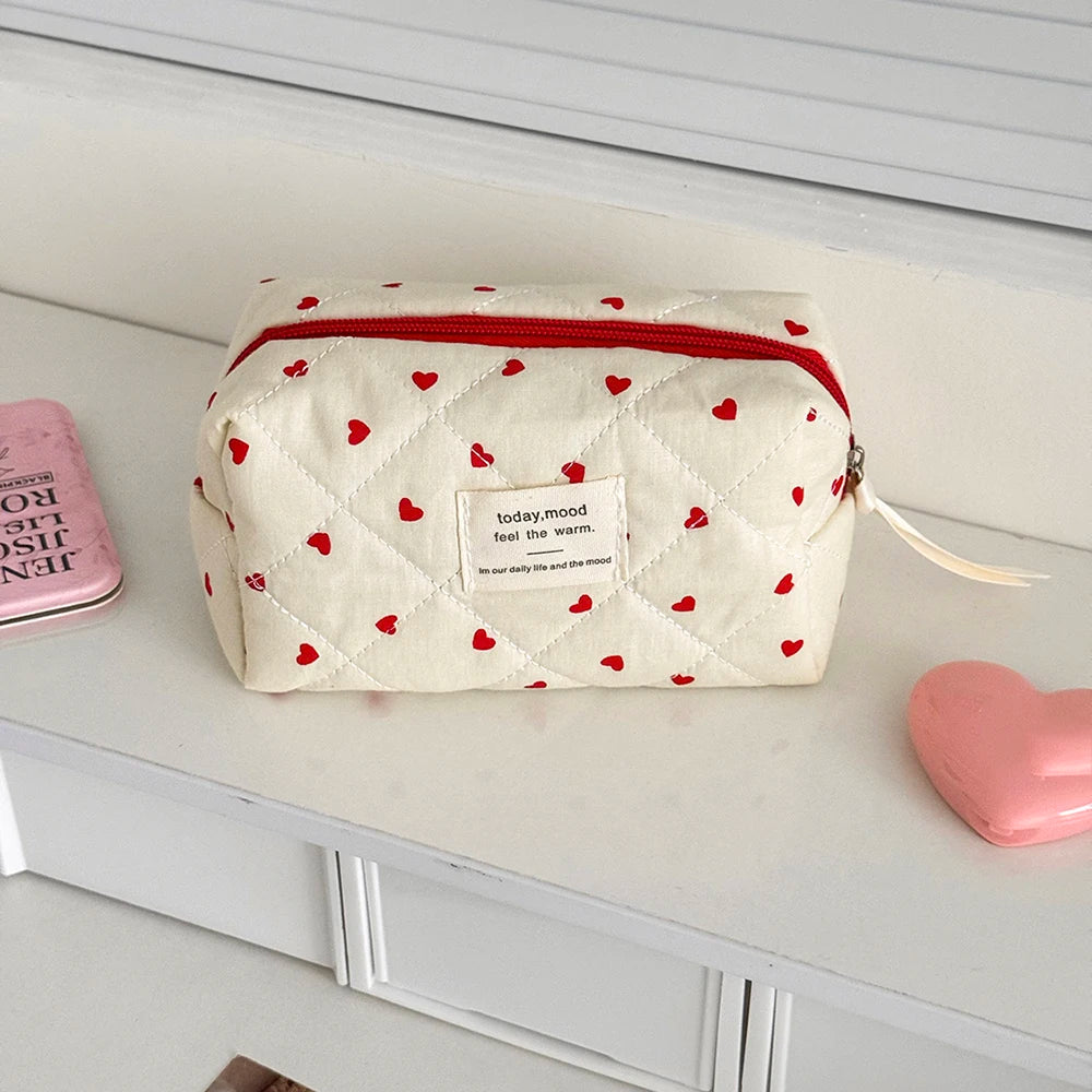 HEART MAKEUP BAG